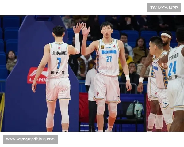 北京首钢签约周琦 CBA排行榜战局将迎重大变化 期待新赛季精彩对决 北京首钢签约周琦 CBA排行榜战局将迎重大变化 期待新赛季精彩对决